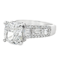 18kt White Gold Lab-Grown Cushion Diamond Engagement Ring (3.77ct)