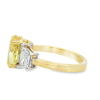 14kt Two-Tone Gold Lab-Grown Fancy Vivid Yellow Oval Diamond Engagement Ring (3.52ct)