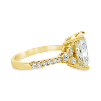 18kt Yellow Gold Lab-Grown Radiant Diamond and Natural Round Diamonds Engagement Ring (3.95ct)