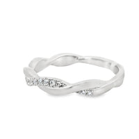 18kt White Gold Diamond Twisted Wedding Ring (0.13ct)