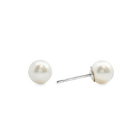 Pearl Earring