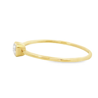 18kt Yellow Gold Bezel Set Natural Emerald Diamond Ring (.18ct)