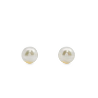 Pearl Earring