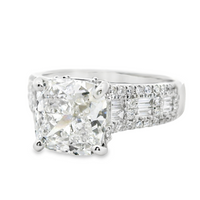 18kt White Gold Lab-Grown Cushion Diamond Engagement Ring (3.77ct)