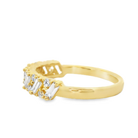 18kt Yellow Gold Natural Round and Baguette Diamond Ring (.59ct)