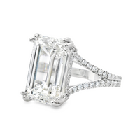 18kt White Gold Lab-Grown Emerald Diamond Engagement Ring (8.62ct)