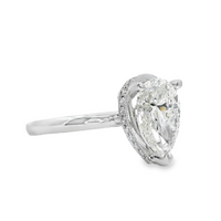 18kt White Gold Pear Diamond Engagement Ring (2.17ct)
