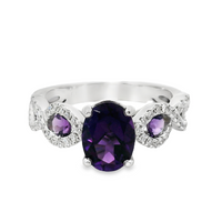14kt White Gold Oval Natural Amethyst and Round Natural Diamonds Ring (1.63ct)