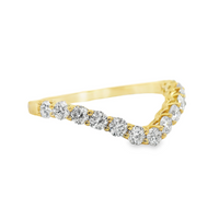 18kt Yellow Gold Natural Round Diamond Chevron Wedding Ring (.62ct)