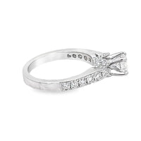 18kt White Gold Lab-Grown Round Diamond Engagement Ring (1.05ct)