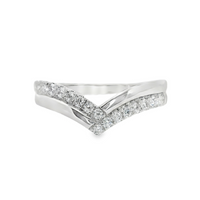 18kt White Gold Natural Round Diamonds Curved Wedding Ring (.30ct)