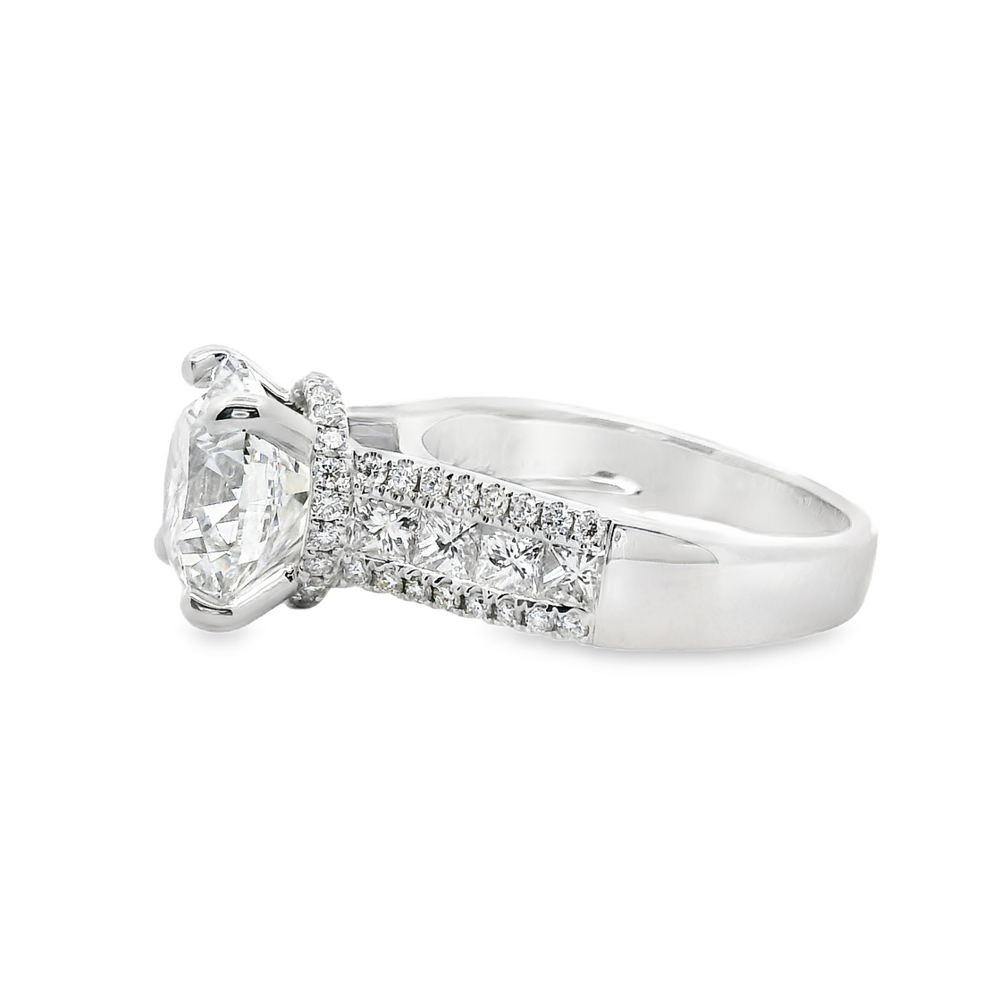 18kt White Gold Lab-Grown Round Diamond Engagement Ring (4.47ct)
