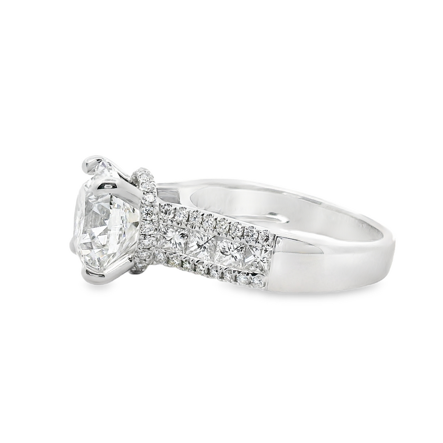 18kt White Gold Lab-Grown Round Diamond Engagement Ring (4.47ct)