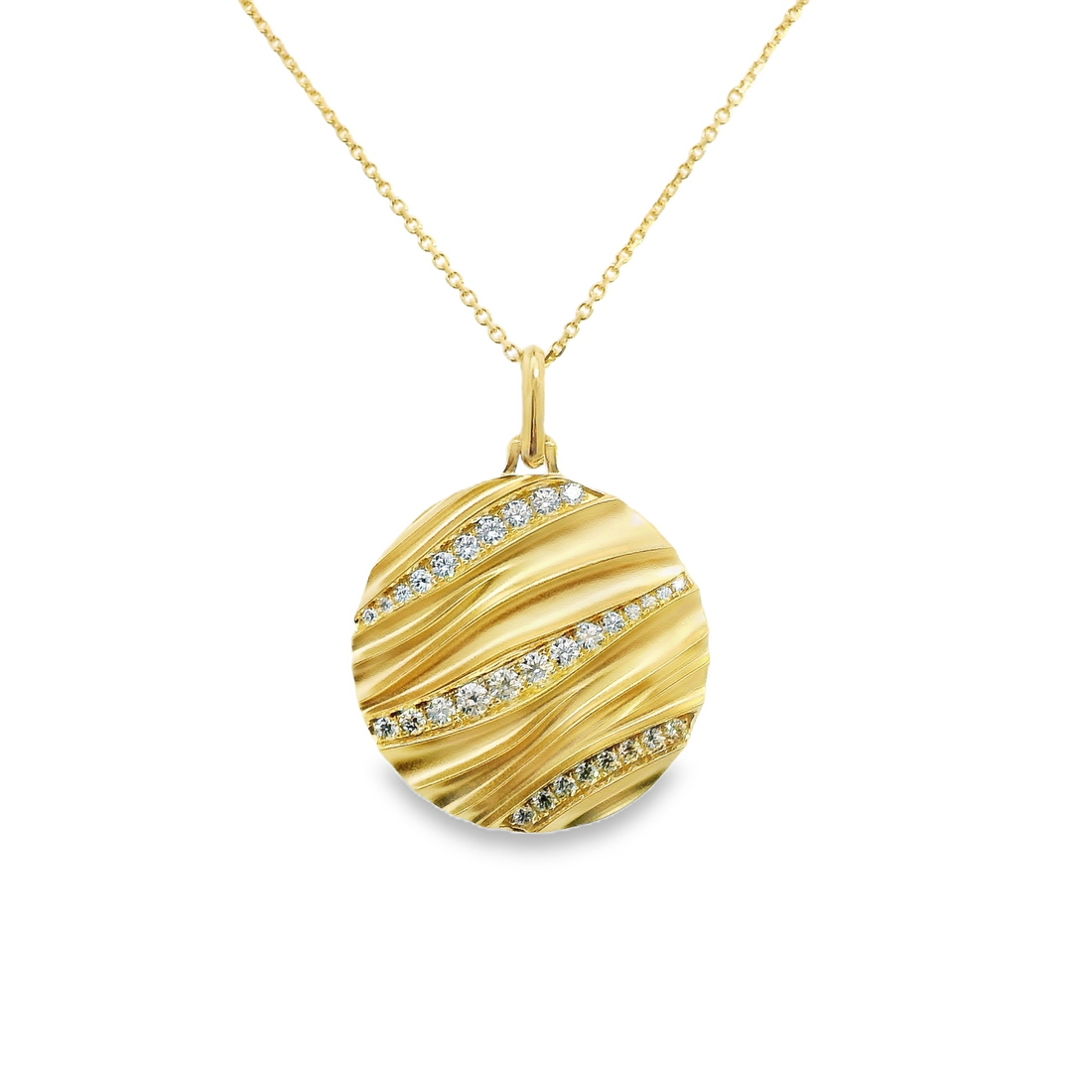 18kt Yellow Gold Natural Round Diamond Circle Pendant (.67ct)