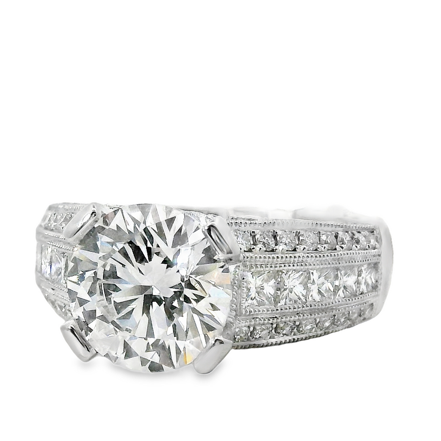 18kt White Gold Lab-Grown Round Diamond Engagement Ring (3.77ct)