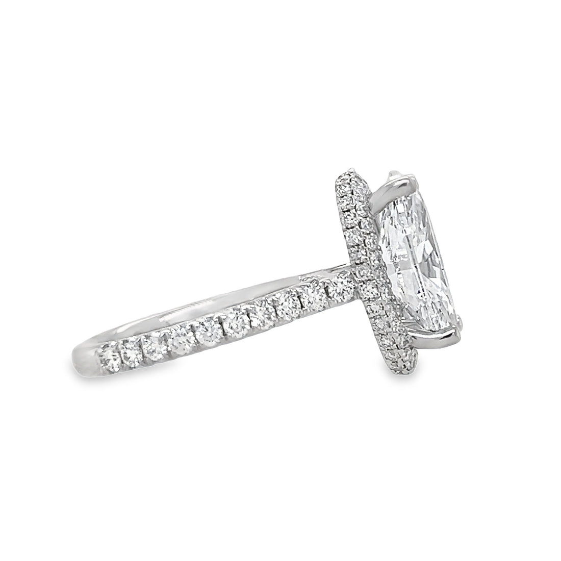 18K White Gold Lab-Grown Oval Diamond Engagement Ring (4.00ct)