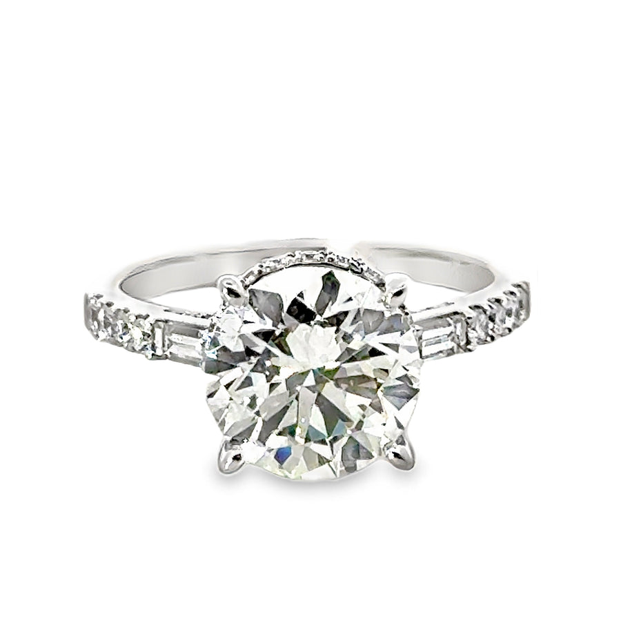18kt White Gold Round Diamond Engagement Ring (3.57ct)