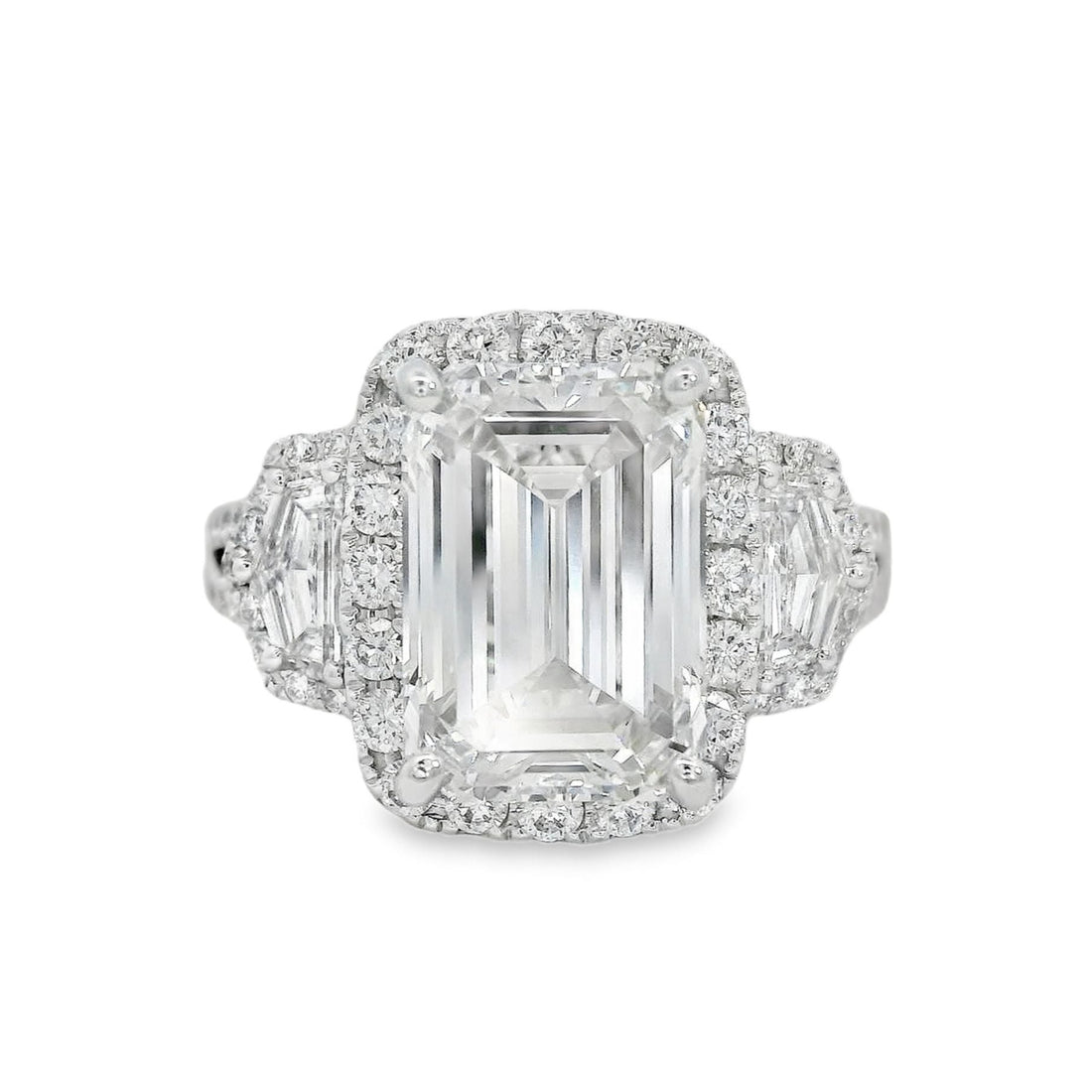 18kt White Gold Lab-Grown Emerald Diamond Engagement Ring (5.01ct)