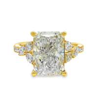 18kt Yellow Gold Lab-Grown Radiant Diamond and Natural Round Diamonds Engagement Ring (3.95ct)