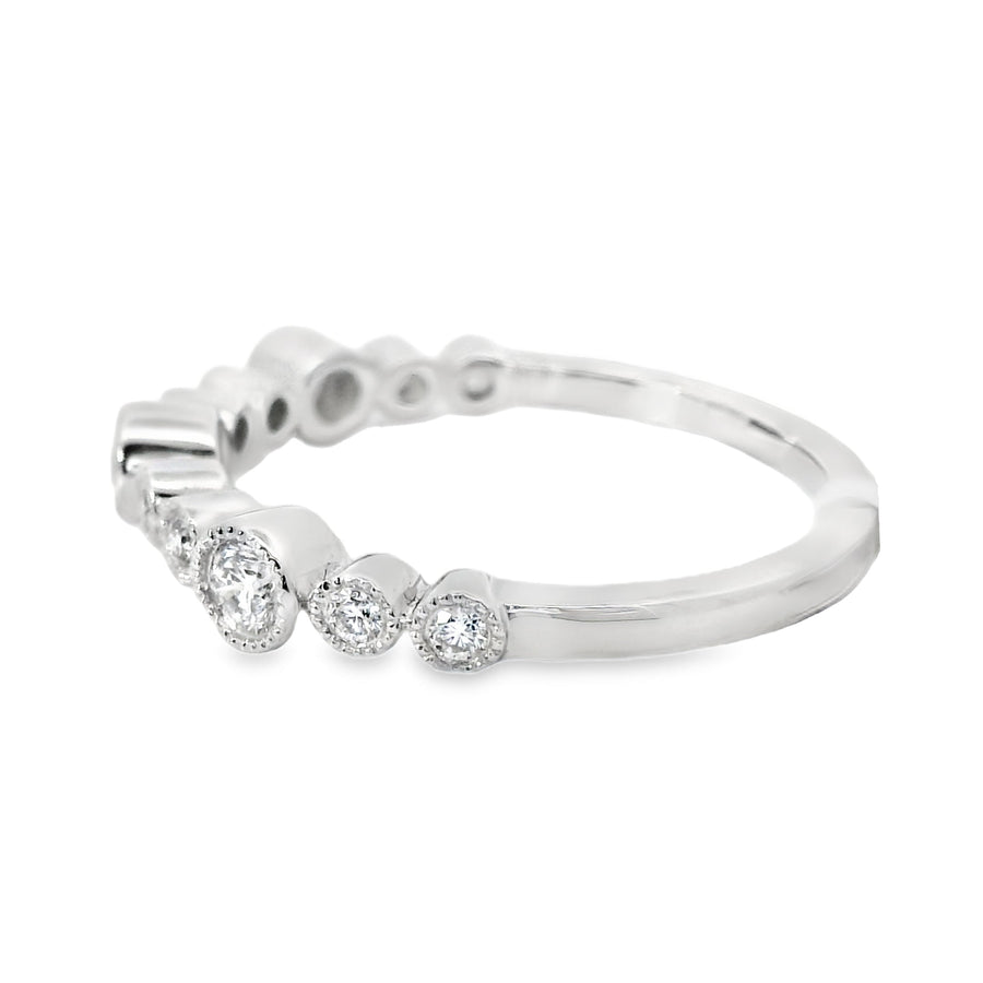 18K White Gold round Diamond Wedding Ring (.32ct)