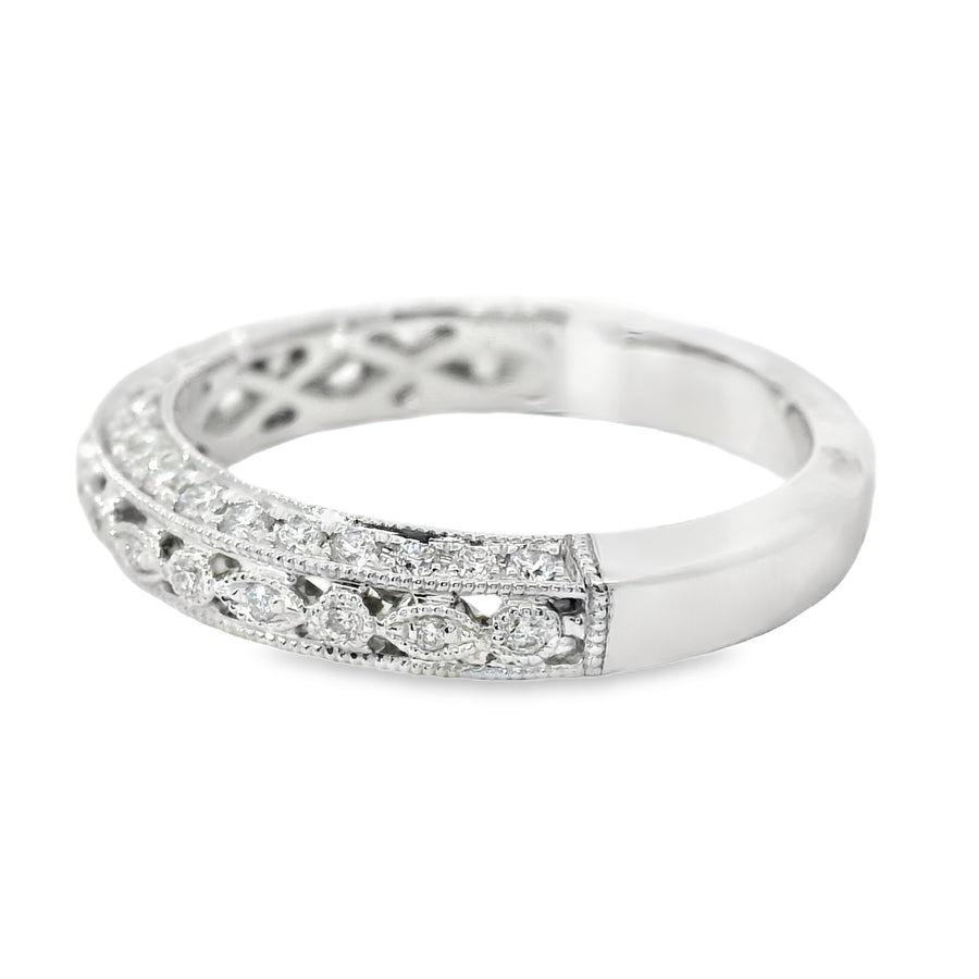 18kt White Gold Diamond Vintage Ring (0.44ct)
