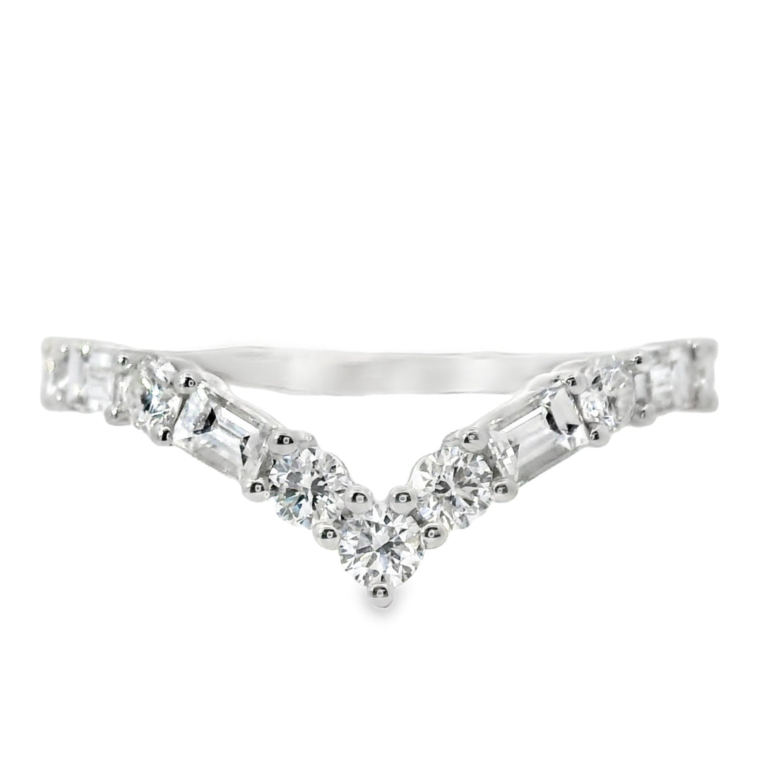 18kt White Gold Diamond Curved Wedding Ring (0.7ct)
