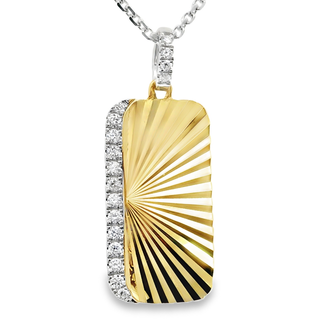18kt Two-Tone Gold Natural Round Diamond Rectangle Pendant (.13ct)