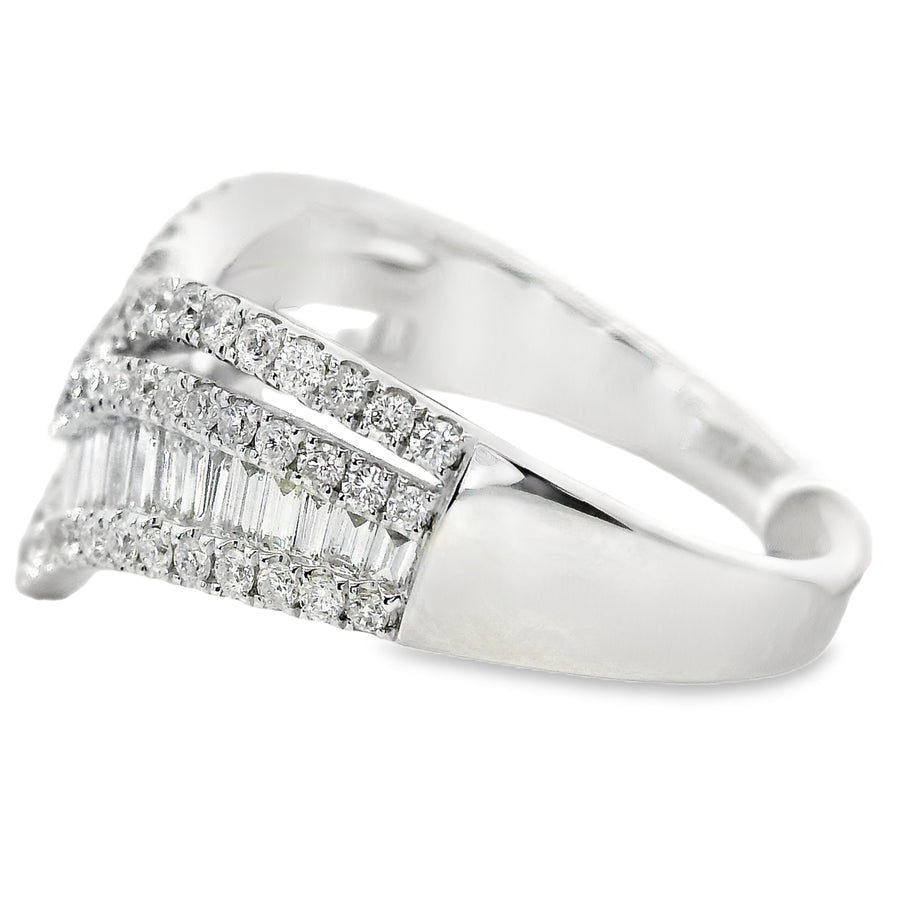 18kt White Gold Natural Diamond Free Form Ring (0.94ct)