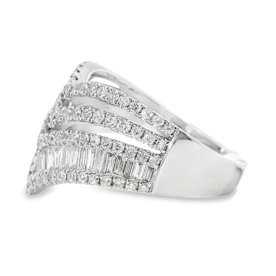 18kt White Gold Natural Diamond Ring (1.11ct)