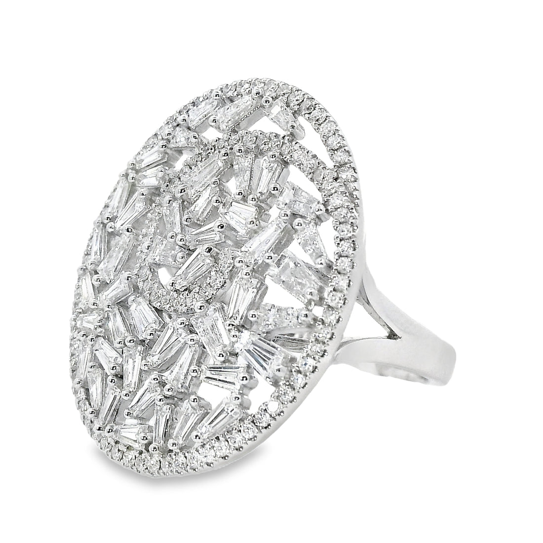18kt White Gold Natural Diamond Free Form Ring (1.73ct)