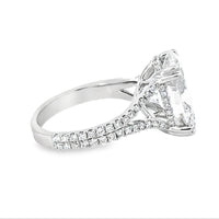 18kt White Gold Lab-Grown Oval Diamond Engagement Ring (5.74ct)