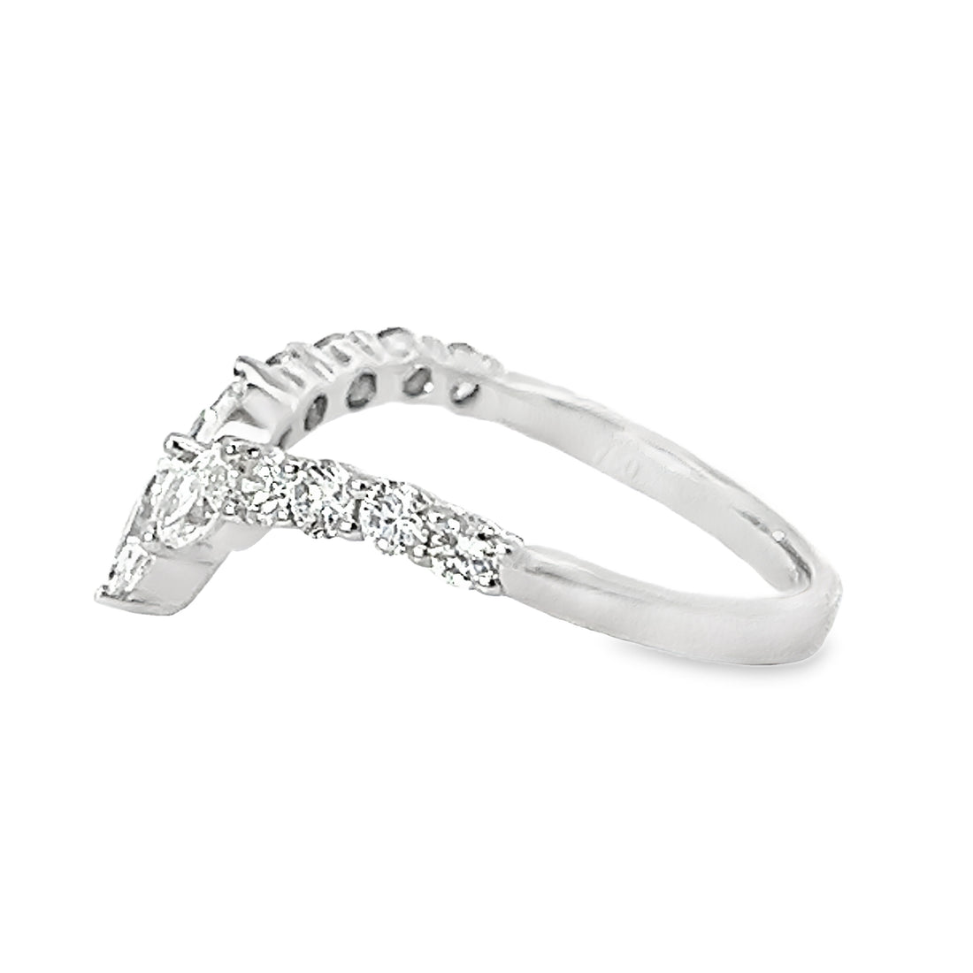 18kt White Gold Diamond Curved Ring (0.88ct)