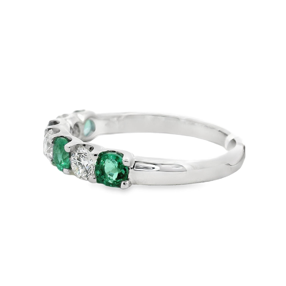 18kt White Gold Round Natural Emeralds and Round Natural Diamonds Ring (0.96ct)