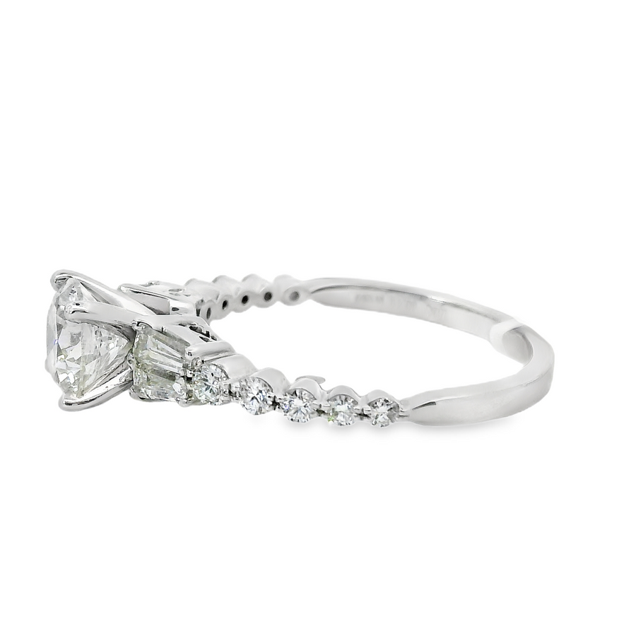 18kt White Gold Natural Round Diamond Engagement Ring (1.39ct)