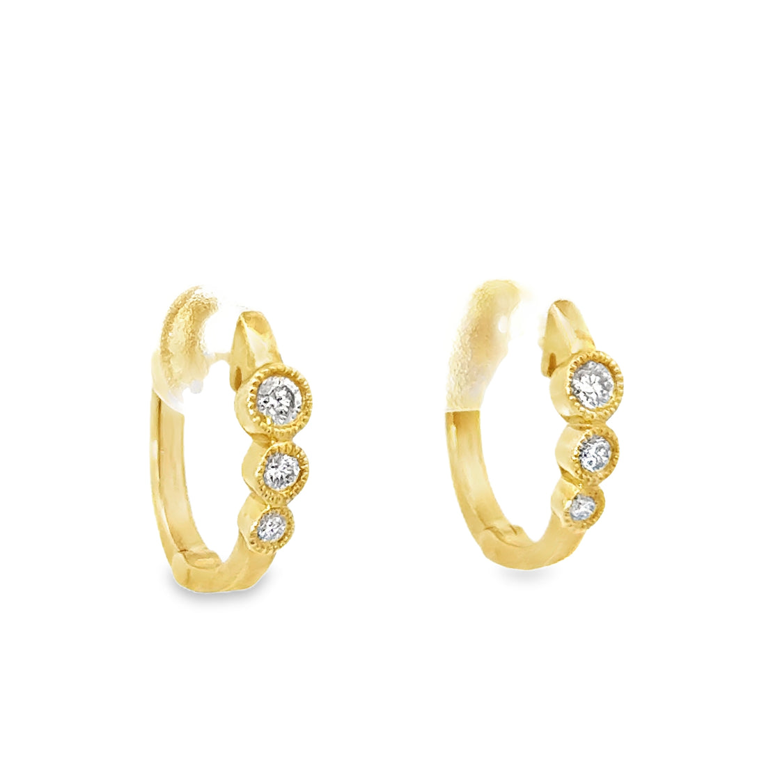 18kt Yellow Gold Diamond Hoop Earrings (.23ct)