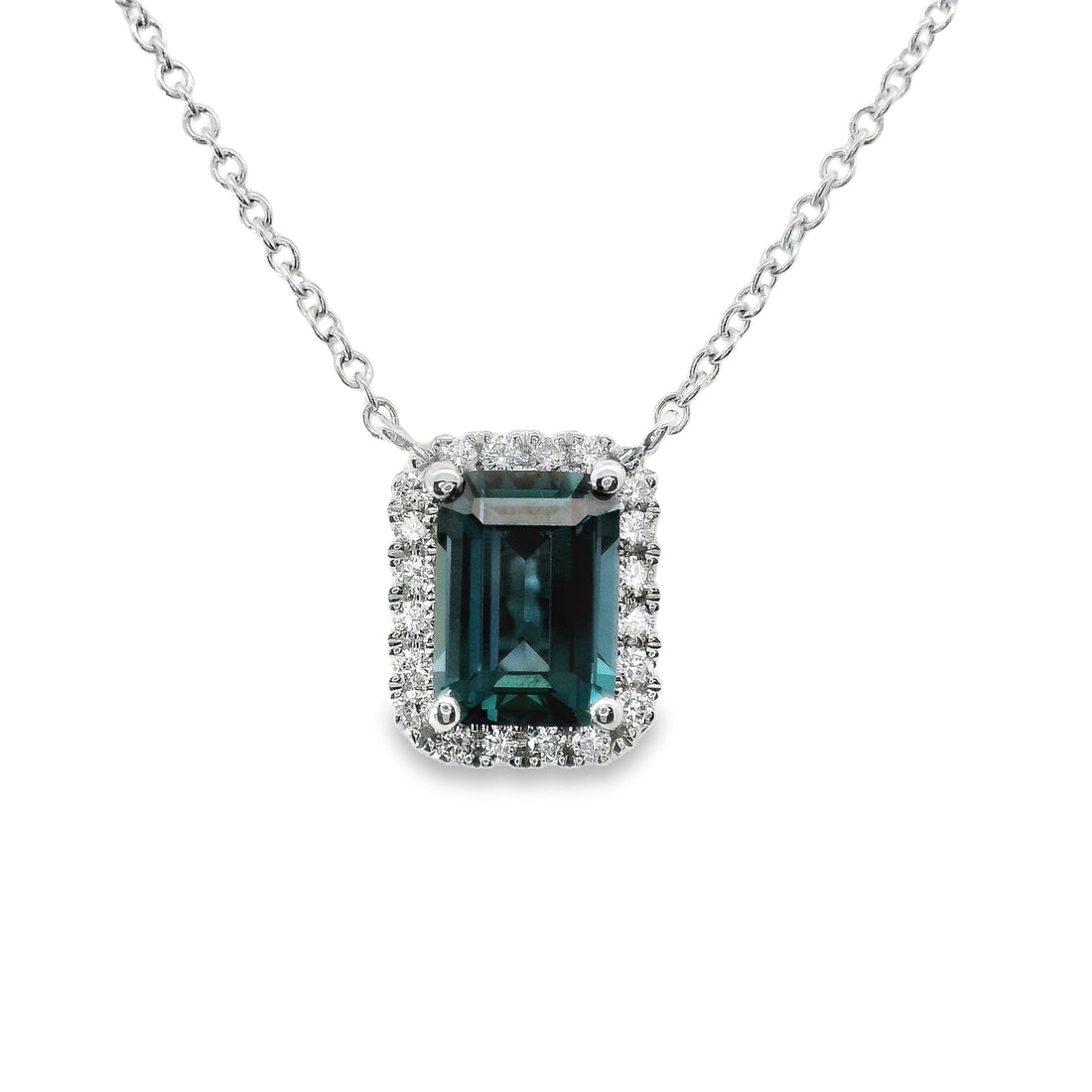 18kt White Gold Simulant Alexandrite And Natural Diamonds Pendant (1.38ct)