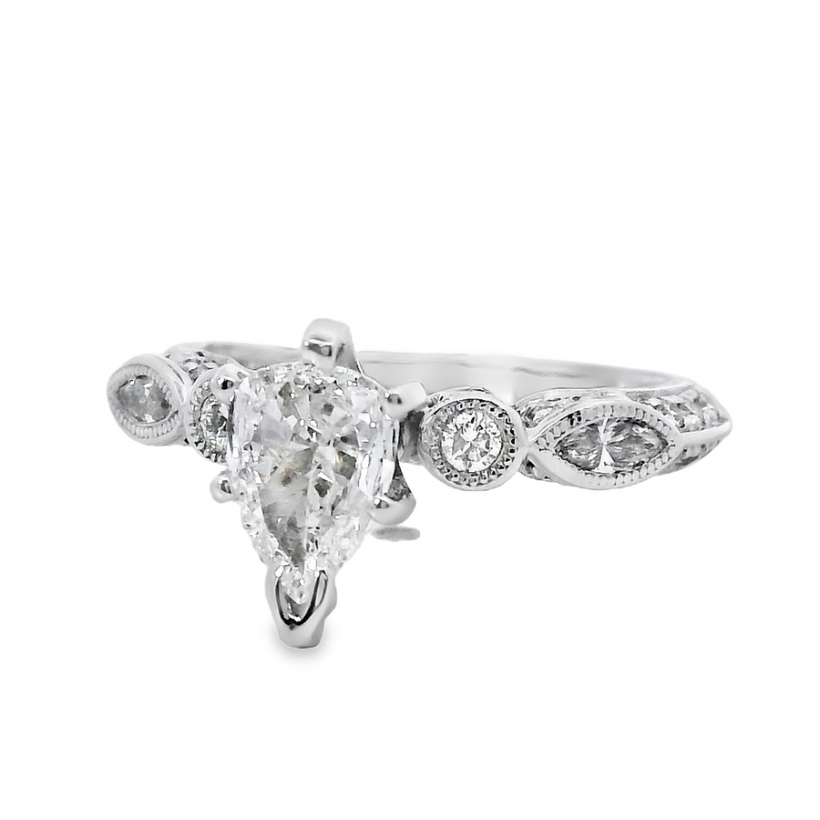 18kt White Gold Natural Pear Diamond Engagement Ring (0.9ct)