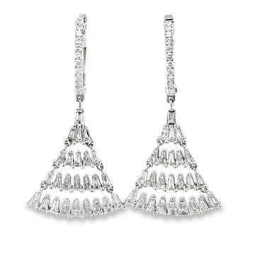 18kt White Gold Natural Diamonds Drop Earrings (2.24ct)