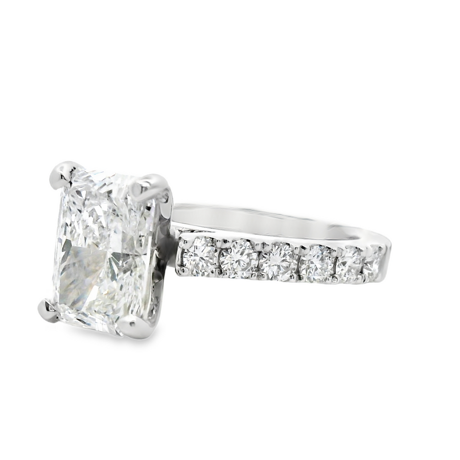 18kt White Gold Lab-Grown Radiant Diamond Engagement Ring (3.29ct)