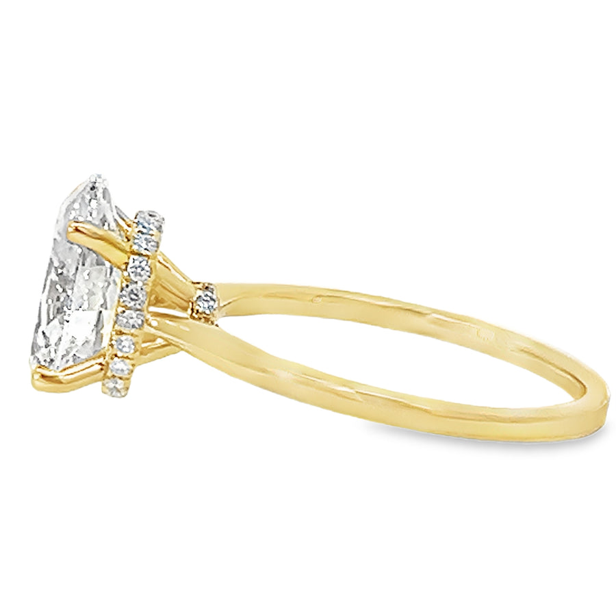 18kt Yellow Gold Lab-Grown Oval Diamond Engagement Ring (2.71ct)