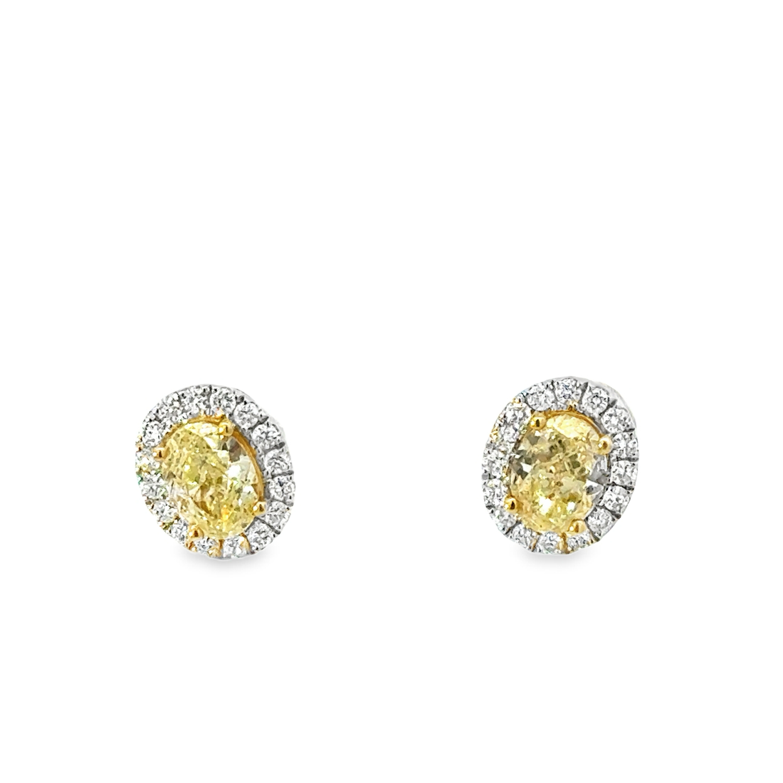 18kt White Gold Natural Diamonds Halo Earrings (1.53ct)