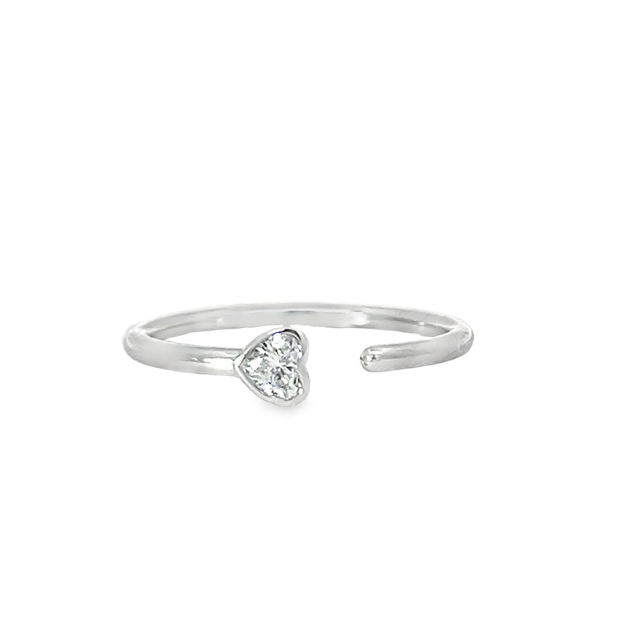 18K White Gold Natural Heart Diamond Ring (.14ct)