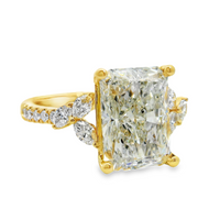 18kt Yellow Gold Lab-Grown Radiant Diamond and Natural Round Diamonds Engagement Ring (3.95ct)