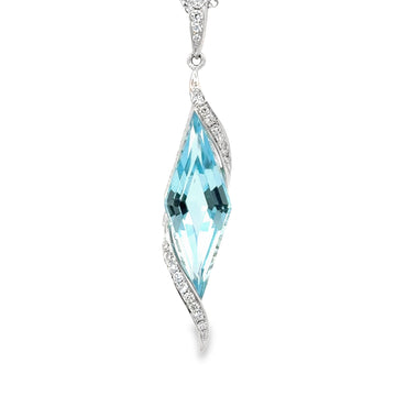 18kt White Gold Natural Diamond and Topaz Pendant (4.88ct)