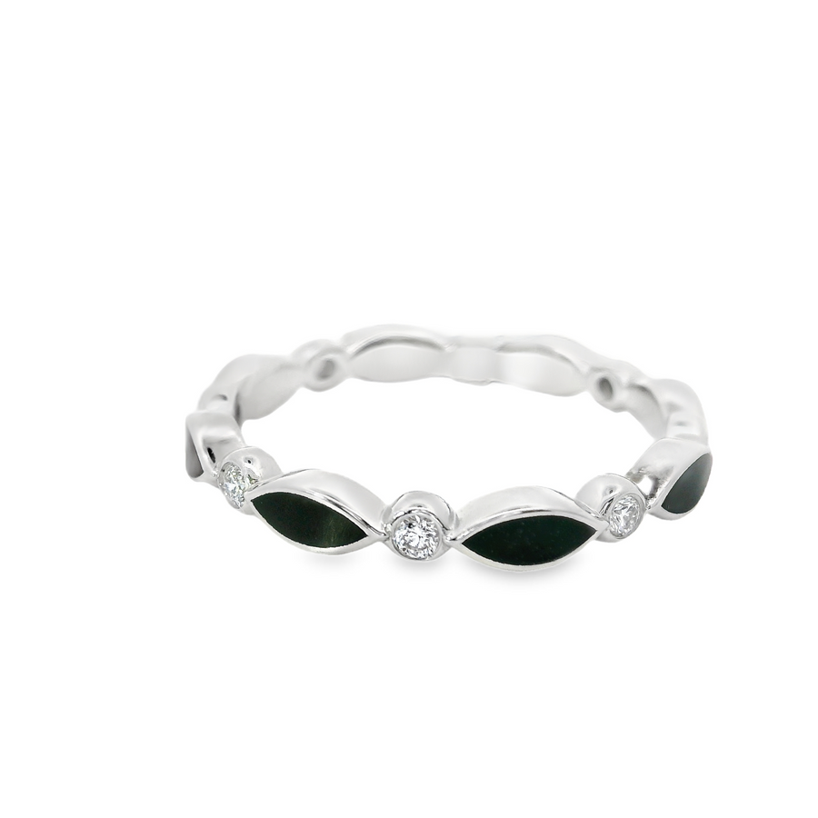 14kt White Gold Diamond Eternity Ring (0.12ct)
