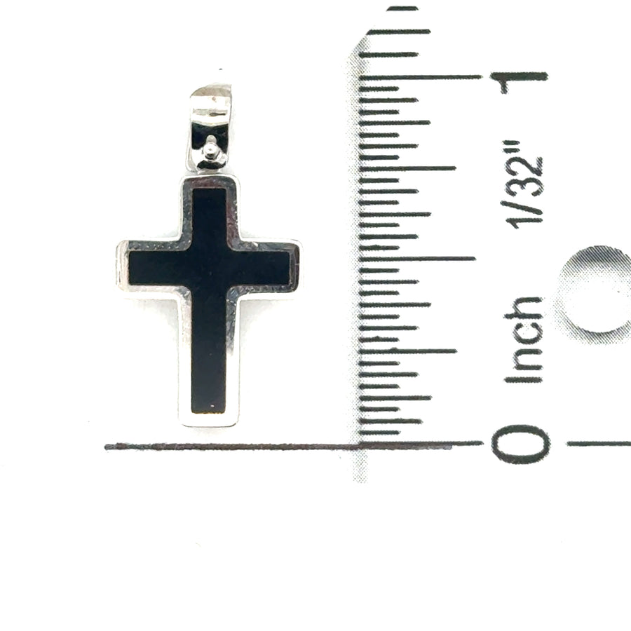 18kt White Gold Italian Made Cross Pendant With Onyx Inlay (1.47g)