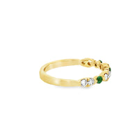 18kt Yellow Gold Round Natural Diamonds and Round Natural Emeralds Ring (0.42ct)