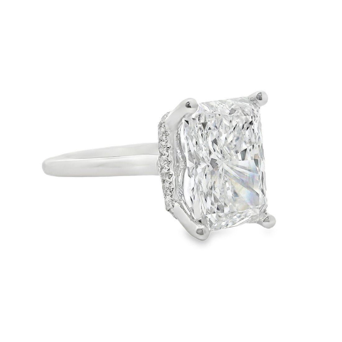 18kt White Gold Lab-Grown Radiant Diamond Engagement Ring (4.18ct)