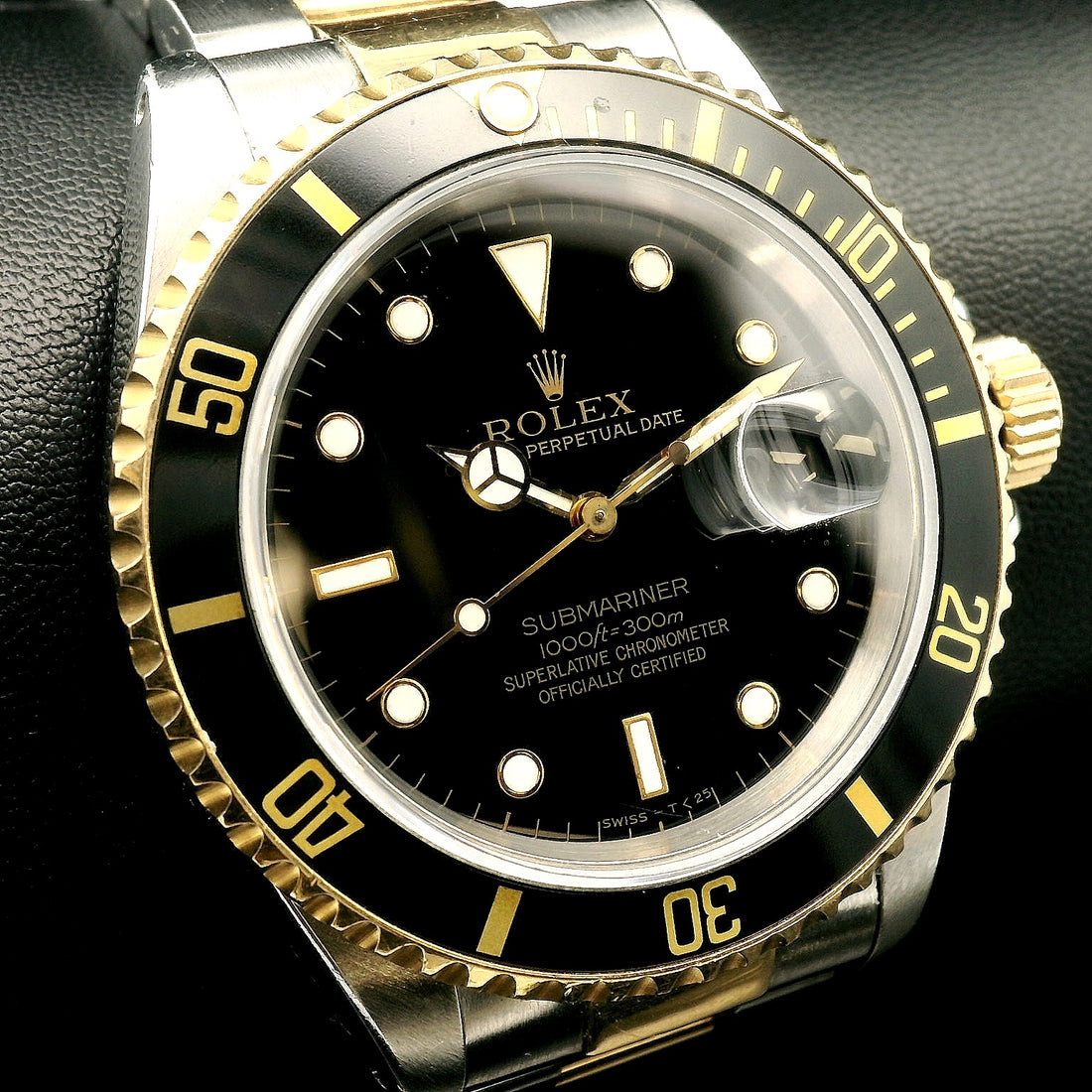 Rolex Submariner 40mm Two-Tone 16613LN w/Box & Papers (1994)