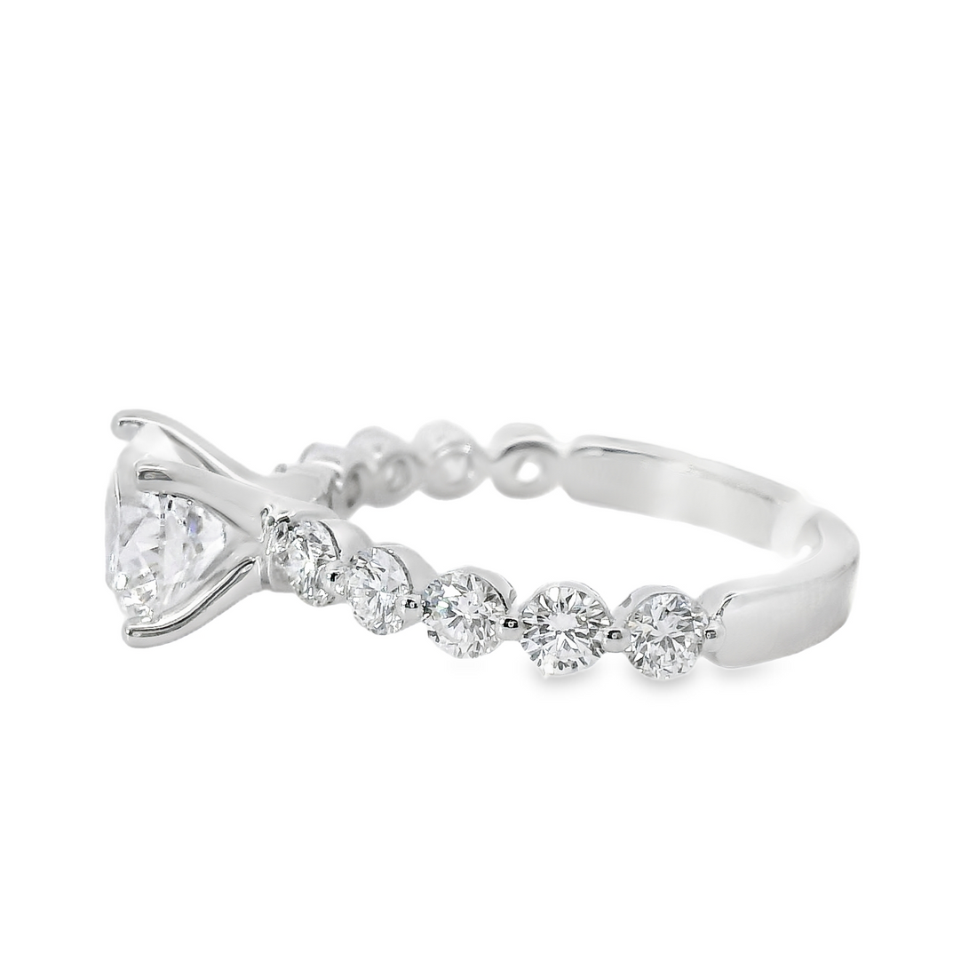 18kt White Gold Lab-Grown Round Diamond Engagement Ring (2.23ct)